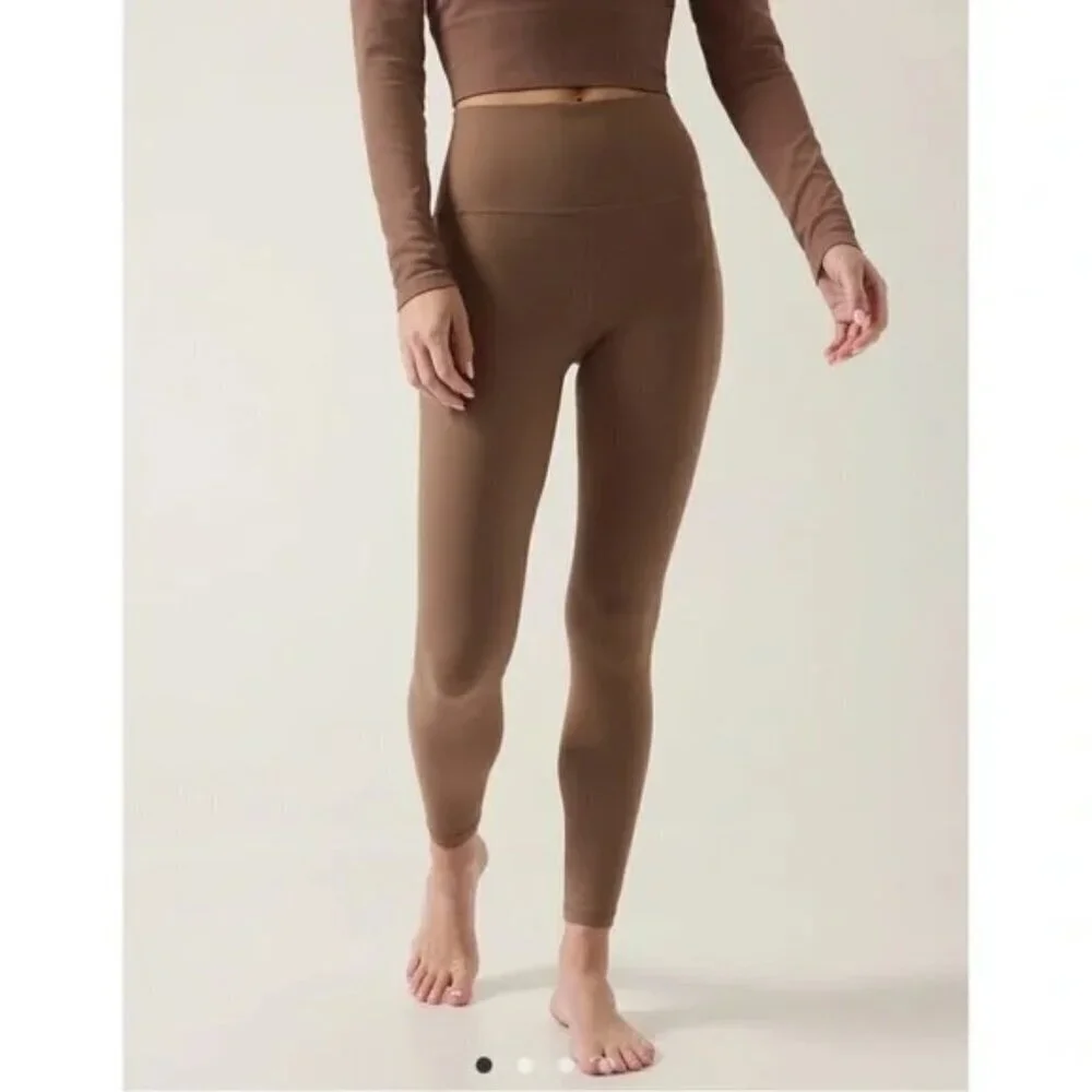 Athleta Salutation Stash Tight Light Brown XL Leggings